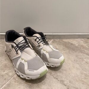 On Cloud 5 Push Sneakers Womens US 6.5 Running White / Green